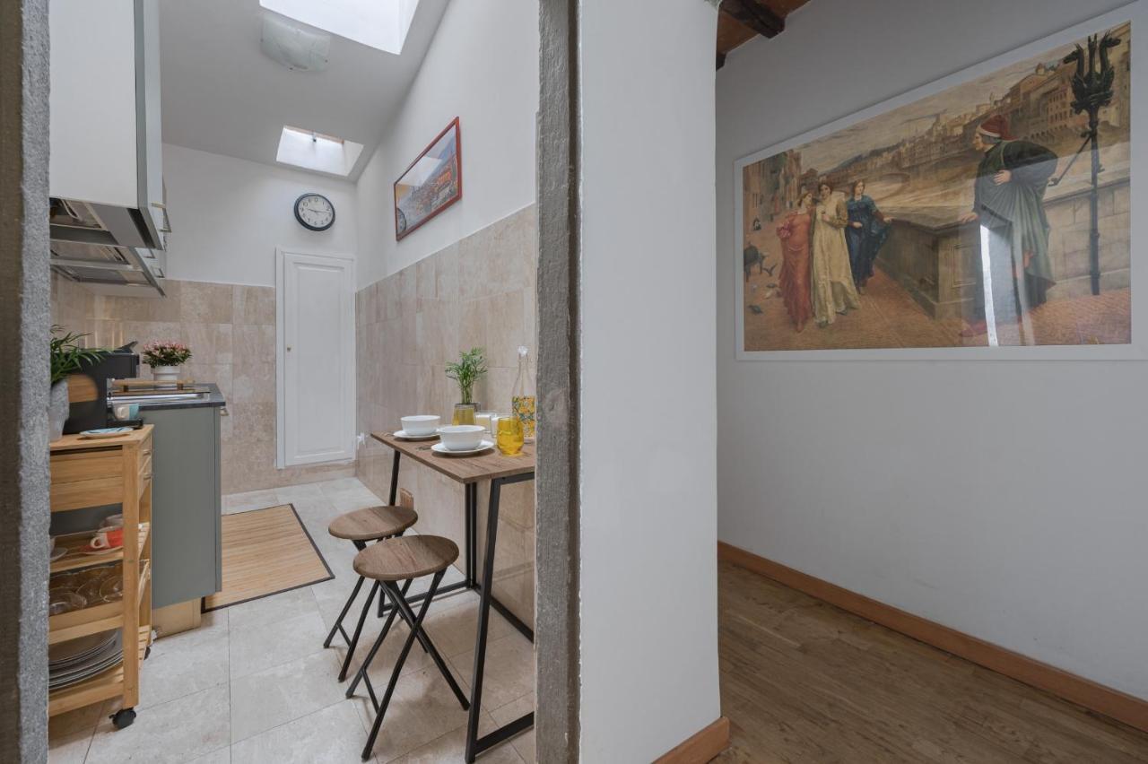 Moro Apartment Two Флоренция Екстериор снимка