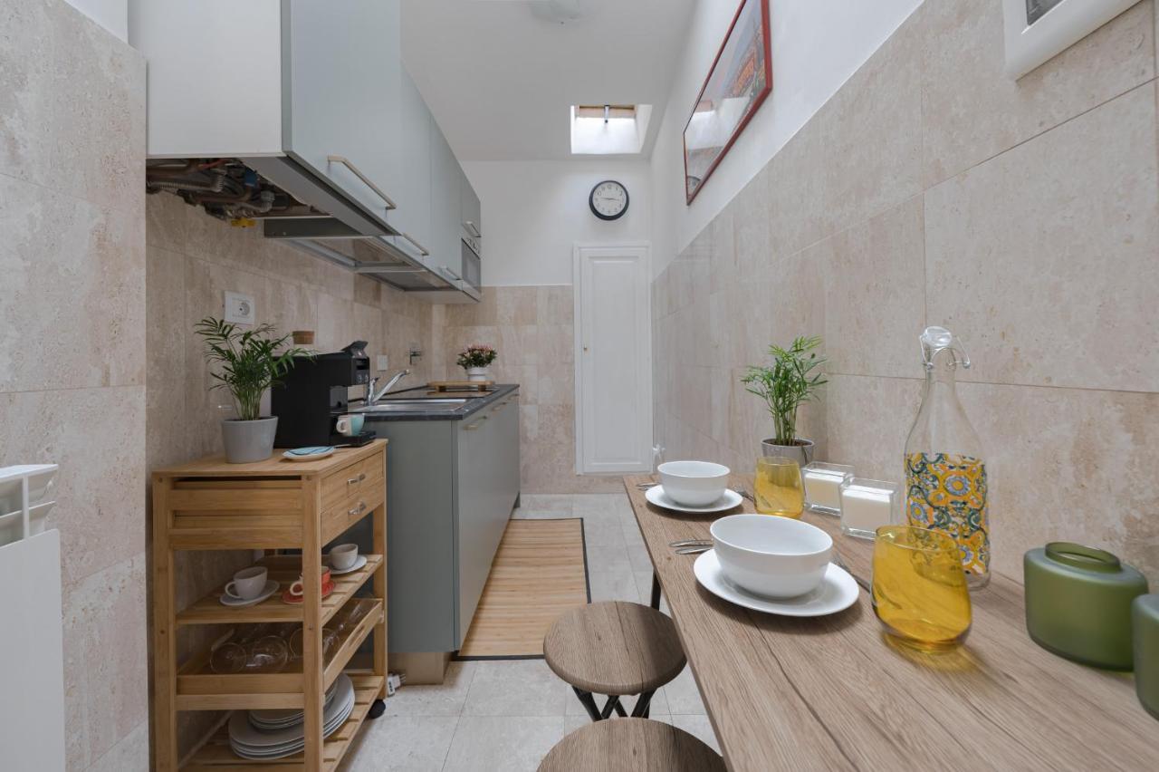 Moro Apartment Two Флоренция Екстериор снимка